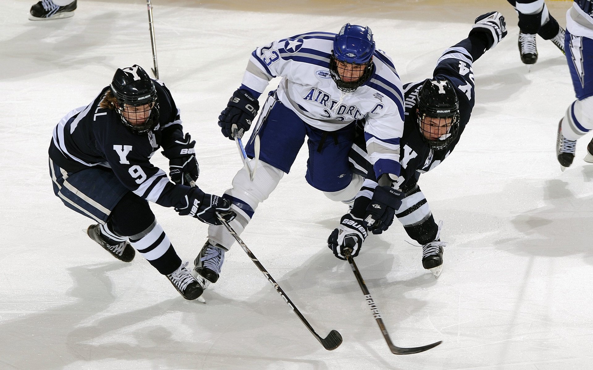 英超：曼城4-1战胜埃弗顿，哈兰德又中两元，曼城4_0